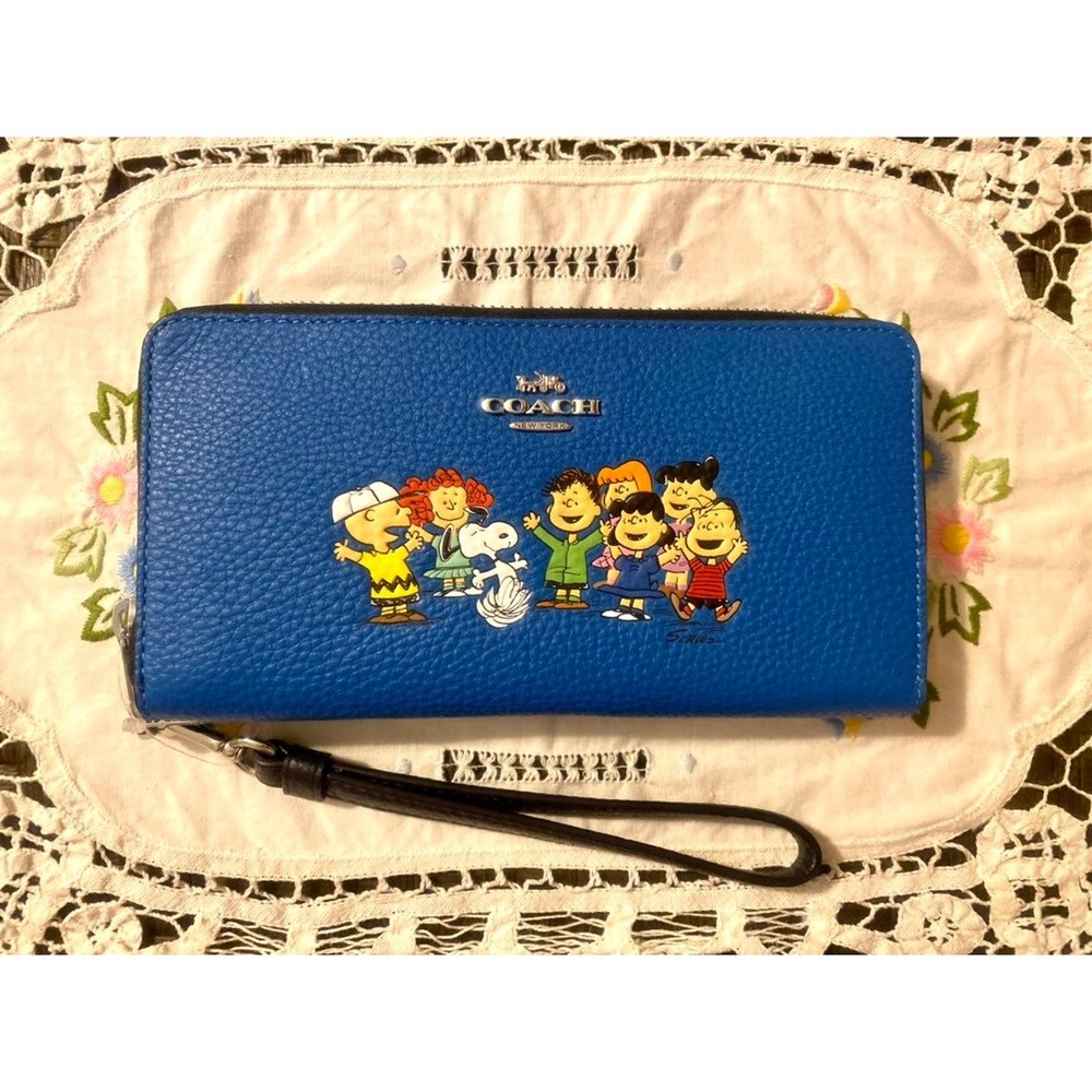 Coach C4603 Peanuts Snoopy And Friends Blue Zippered Wallet